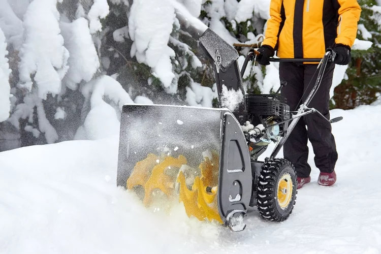 Top 6 Best Snow Blowers
