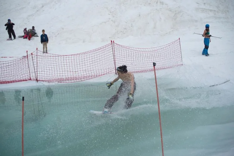 What is difficult about mogul skiing?