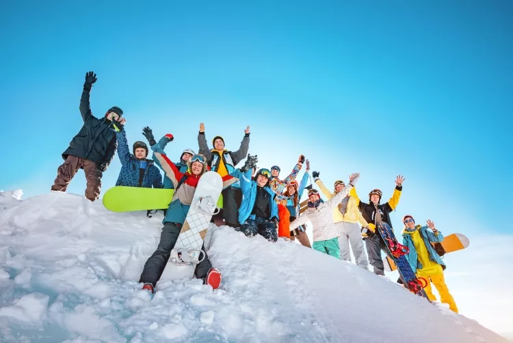MOUNTAIN SKI