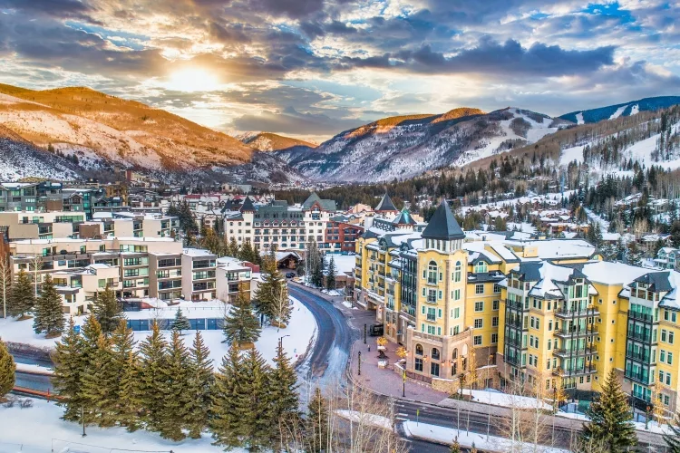 Top 5 Ski Destinations in USA