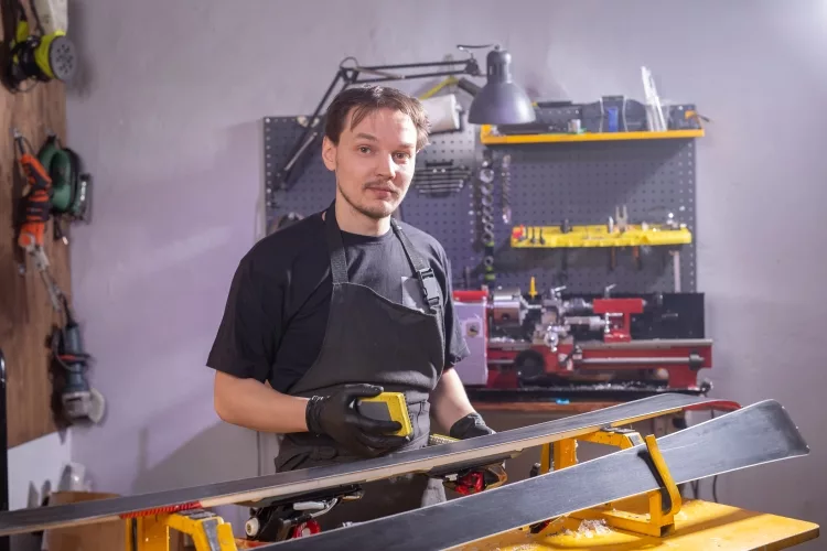 Top 10 Best Ski and Snowboard Tuning Vises