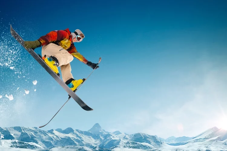 Top 8 Best Ski and Snowboard Impact Shorts 2023